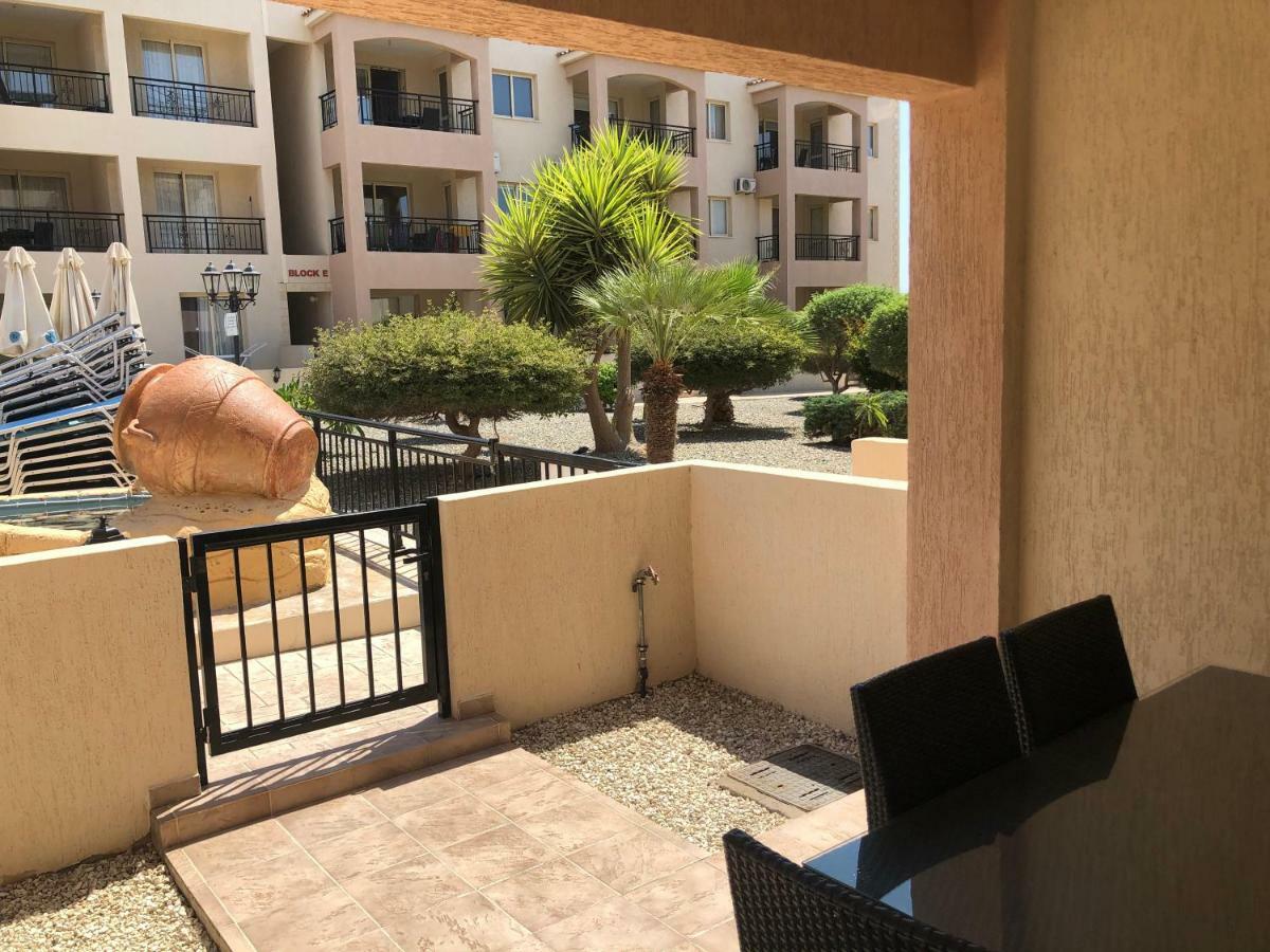 Royal Seacrest Apartment パ フォス エクステリア 写真